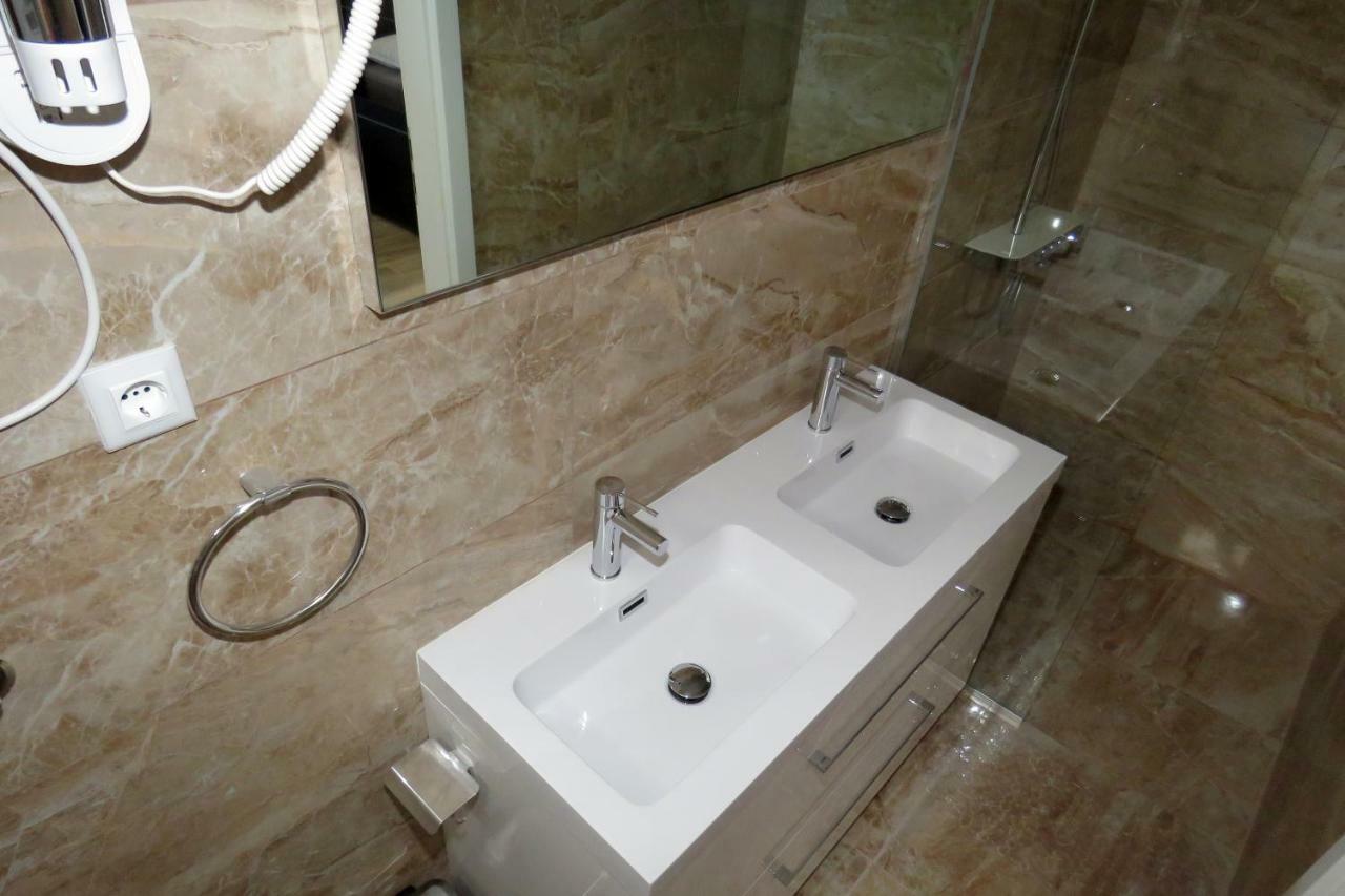 Lux Dalmatia I & R Hotel Makarska Exterior foto